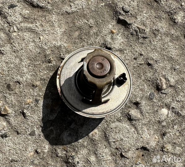 Термостат AMC242 4.0 Jeep Grand Cherokee ZJ, ZG