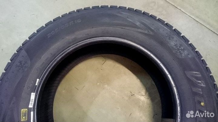 Viatti Brina Nordico V-522 185/65 R14 86T