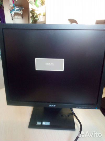 Монитор 17 acer V173 неисправен