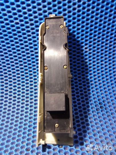 Блок управления стеклами передний левый Geely