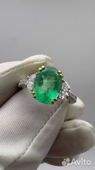 Золотое кольцо с изумрудом 5ct