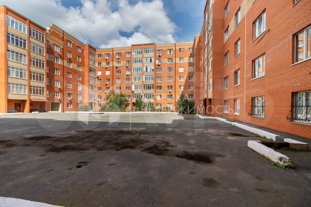 4-к. квартира, 126 м², 1/7 эт.