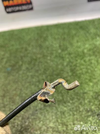 Замок капота Audi A4, B5 1996