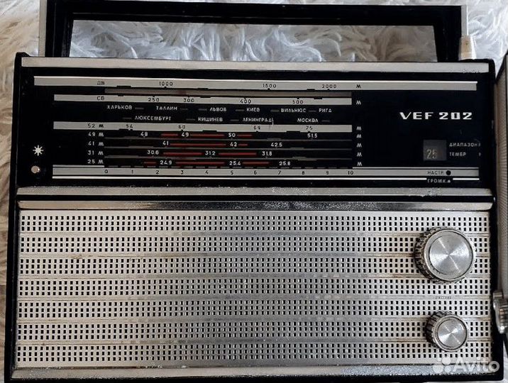 Транзисторный радиоприемник 