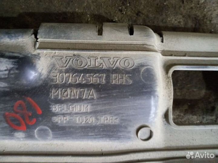 Воздуховод Volvo