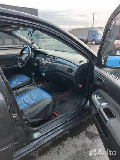 Mitsubishi Lancer 1.6 МТ, 2004, 350 000 км