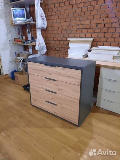 Продам комод графит