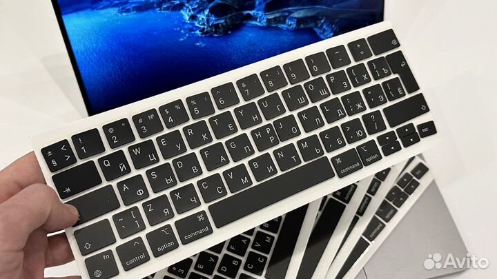 Клавиши клавиатуры MacBook Pro 13 2021-2022
