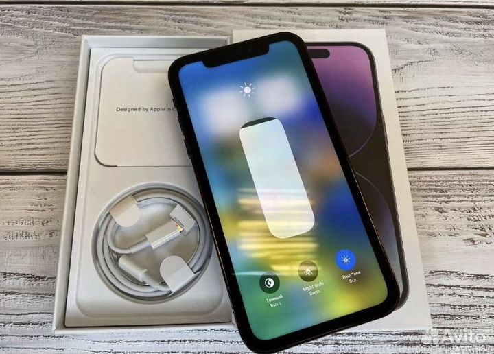 iPhone xr в корпусе 15 pro 128 gb