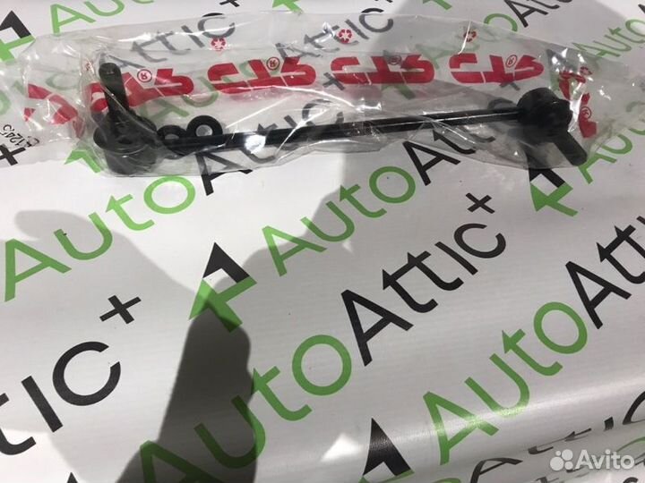 Стойка стабилизатора передняя правая Opel Astra J