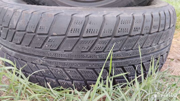 Nokian Tyres Hakkapeliitta 4 235/60 R16 19B