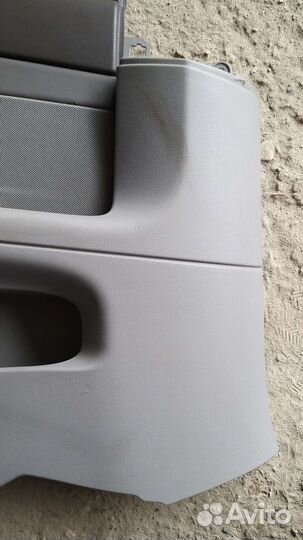 Обшивка двери задняя левая volvo c30 вольво с30