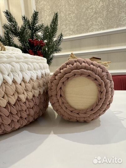 Подарок к празднику. Корзины вязаные