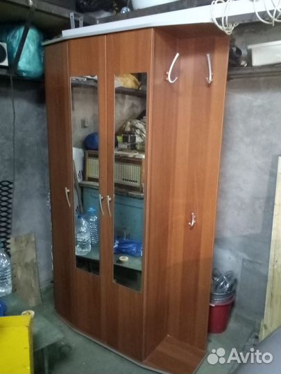 Прихожая