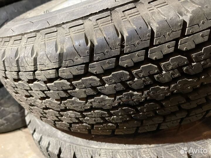 Запасное колесо Toyota Hilux 7