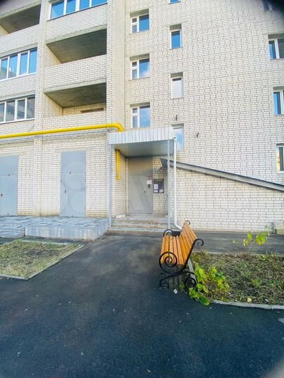 2-к. квартира, 70,8 м², 2/10 эт.