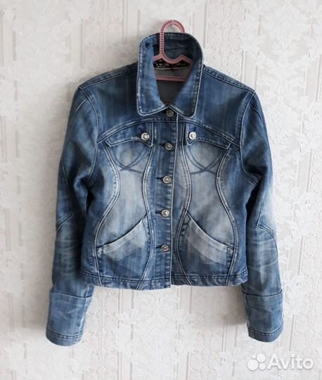 Джинсовые пиджаки/жилетки женские разных размеров