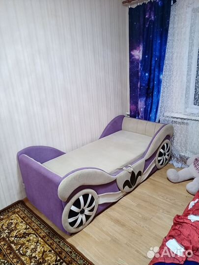 Кровать диван карета