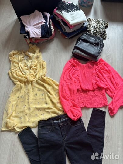 Пакет фирменных вещей