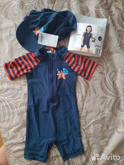 Костюм для плавания