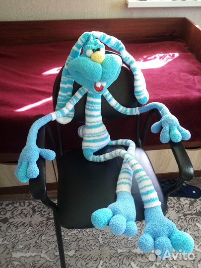 Вязаный заяц