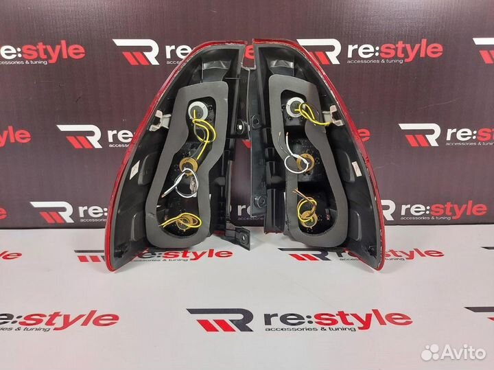 Стопы Lexus GX470 Красные Vland R1829