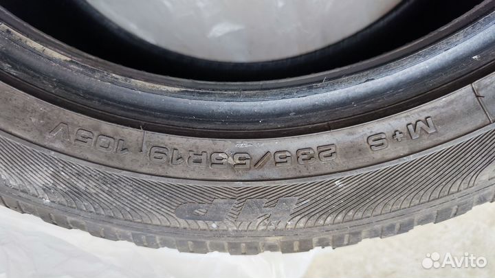 Goodyear Wrangler HP All Weather 235/55 R19 105V