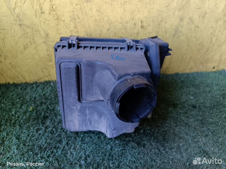 Корпус воздушного фильтра Mitsubishi Lancer 9 4G18