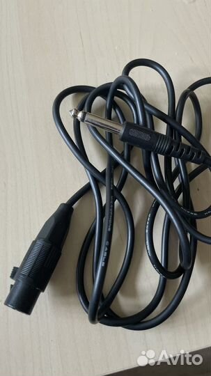 Универсальный динамический микрофон