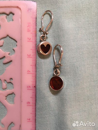 Серебряные серьги, кулон и кольцо