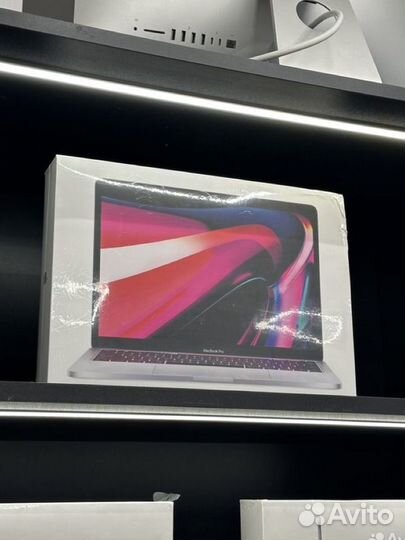 MacBook Pro 13 M2 8/256GB Touch Bar - Silver Новые