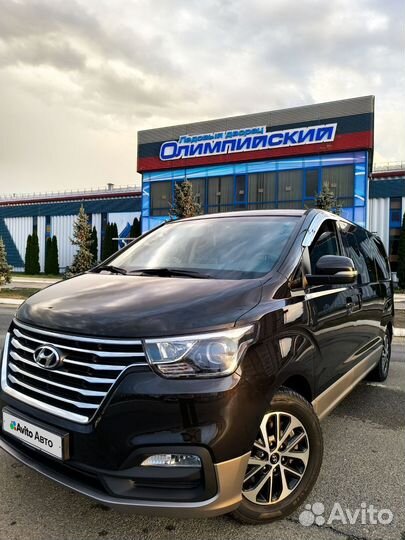 Hyundai Grand Starex 2.5 AT, 2018, 64 000 км