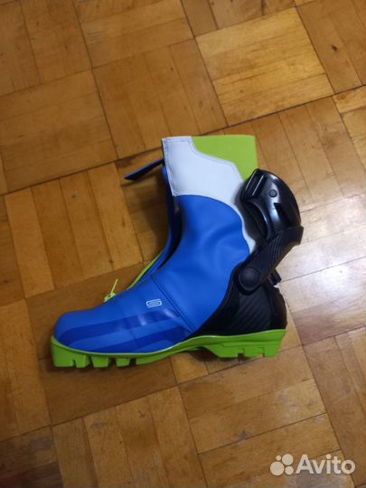 Лыжные ботинки spine concept skate 38, sns