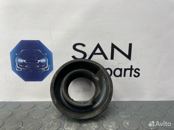 Проставка пружины задняя Bmw 3 F30 N20B20A 2013