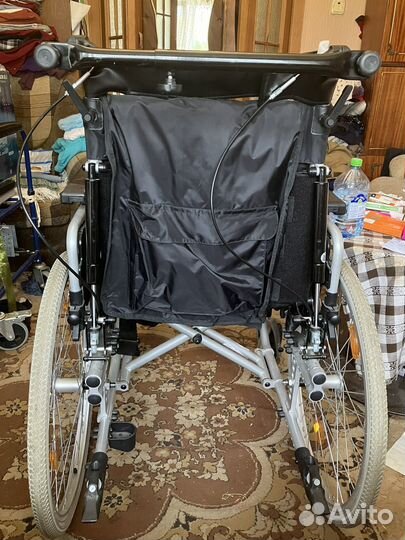 Инвалидная коляска