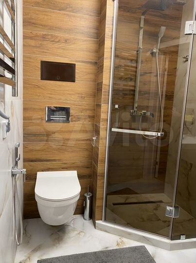 Комната 80 м², 2/5 эт.