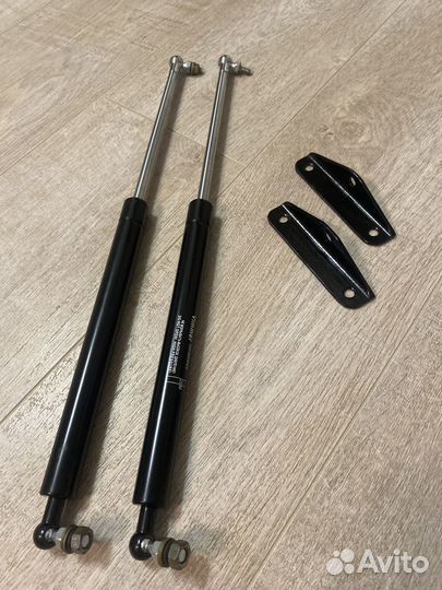 Газовые упоры капота subaru forester sg комплект