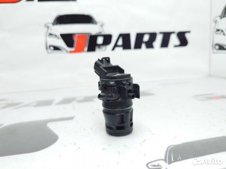 Насос омывателя Mazda 3 BK рестайлинг (2006—2009)