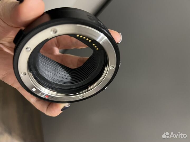 Адаптер Canon Mount Adapter EF-EOS R