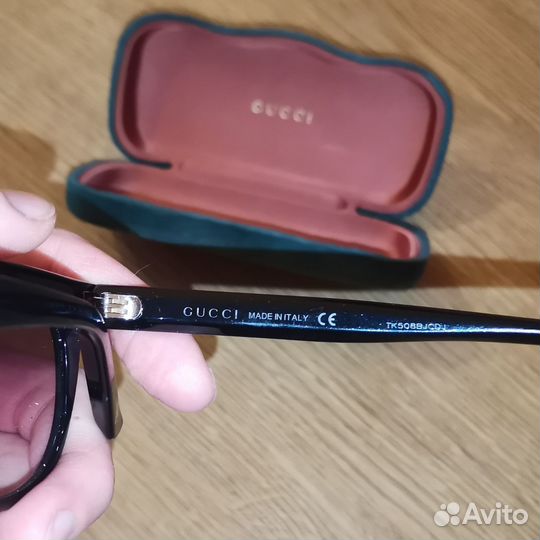 Солнцезащитные очки Gucci