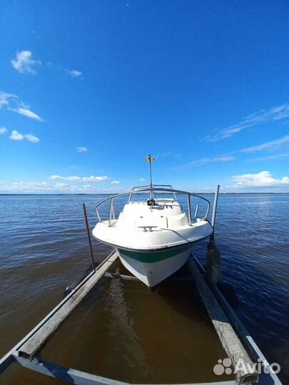 Катер Nissan Boat FS 700