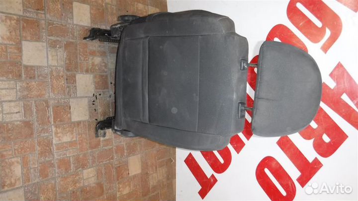 Сиденье переднее правое Chevrolet Aveo (T250) 200