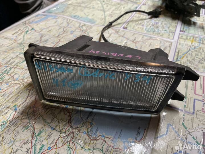 Фара противотуманная Nissan Cedric 34