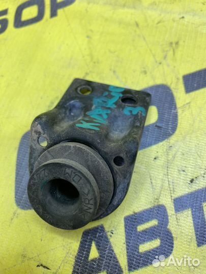 Кронштейн радиатора Kia Rio 3