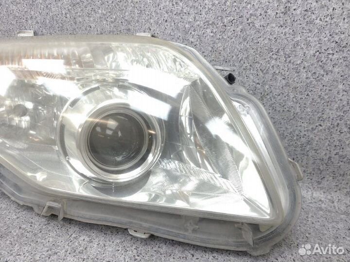 Фара передняя правая Toyota Corolla Fielder ZRE144