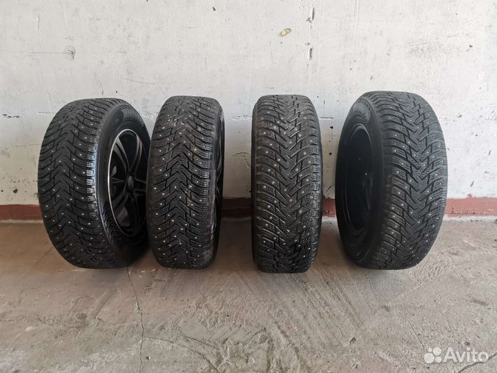 Зимние шипованные колёса nokian hakkapeliitta 8