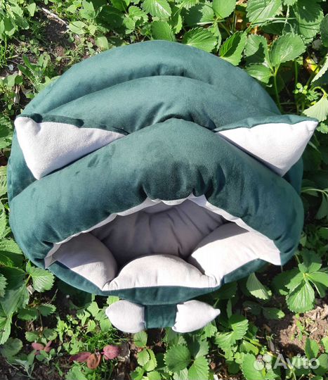 Лежанка-домик