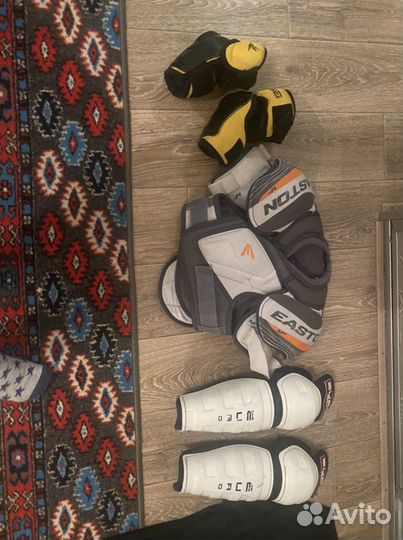 Хоккейная защита детская: нагрудник, налокотники