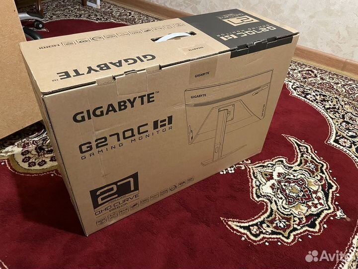 Монитор игровой 27 gigabyte G27QC 165Hz 2К VA