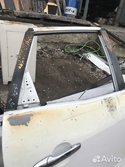 Дверь задняя правая Mazda CX-7